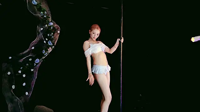 Lady-Mia777's cam snapshot