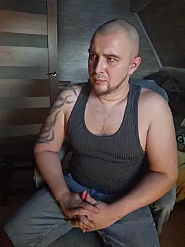 Foxyshaved live sex cam