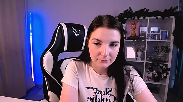 AliceChanel's cam snapshot