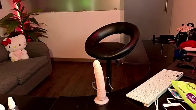 Lovely_celeste's cam snapshot