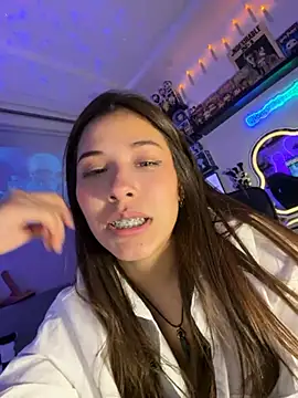 crystal_bunny7's cam snapshot