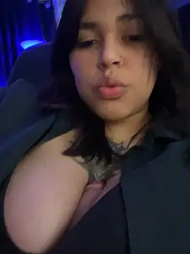 miacanela_xo's cam snapshot