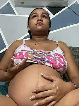 Bridget_Jon's cam snapshot