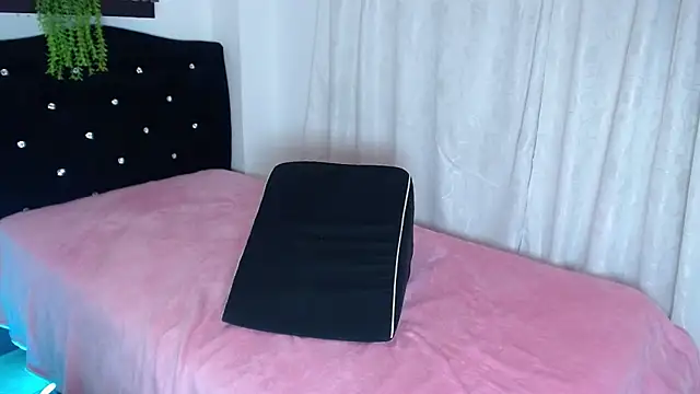 gabie_rosse's cam snapshot