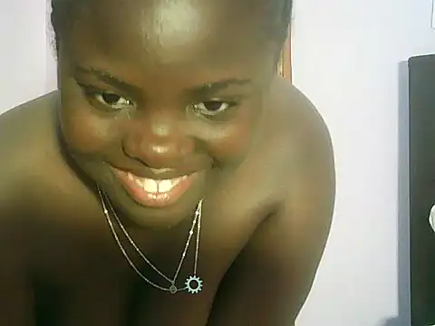 Inaya_Kiara's cam snapshot