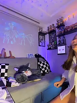 crystal_bunny7's cam snapshot