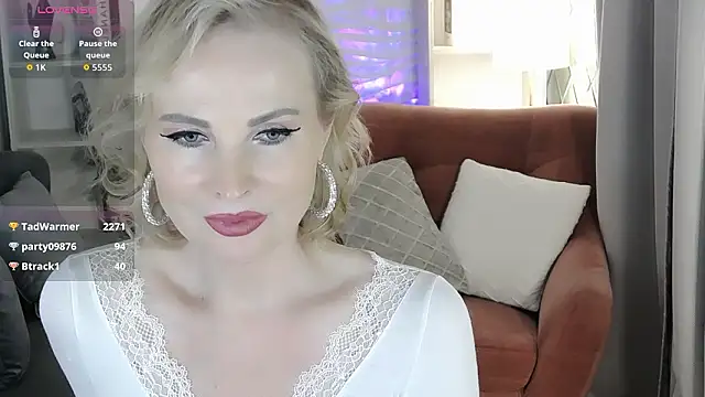 Sandra_Kind's cam snapshot