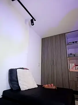 alexandrabootty's cam snapshot