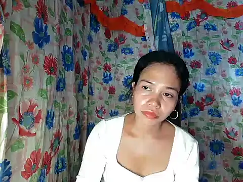 PinaySkinnyGirl live sex cam