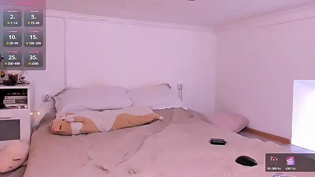 miabellee_'s cam snapshot