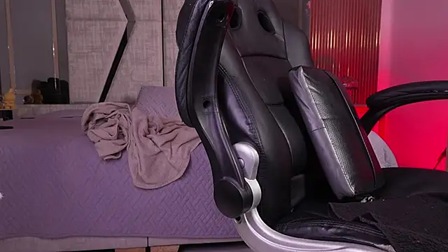 CleeoAdams_'s cam snapshot