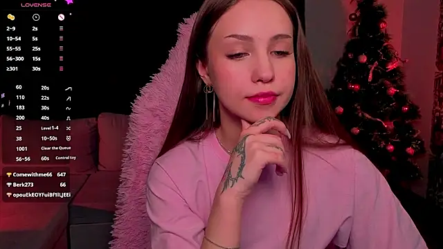 Alice_loft's cam snapshot