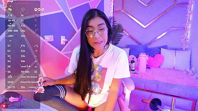 shanon- live sex cam