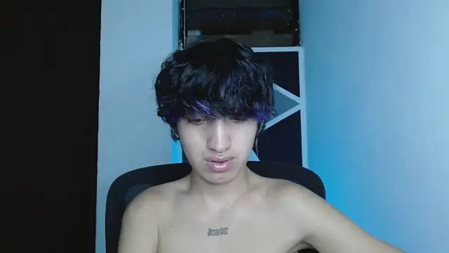 littlextreme live sex cam