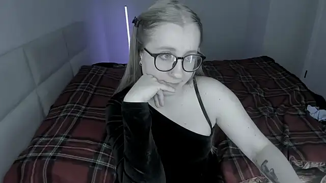 MilanaJune's cam snapshot