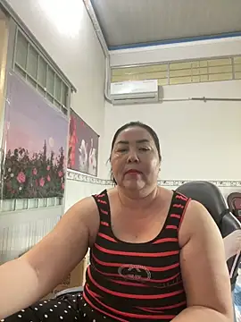 Alinat_'s cam snapshot