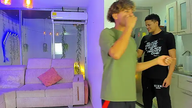 Houseofwarrios live sex cam