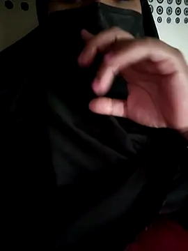 DOZAN999's cam snapshot