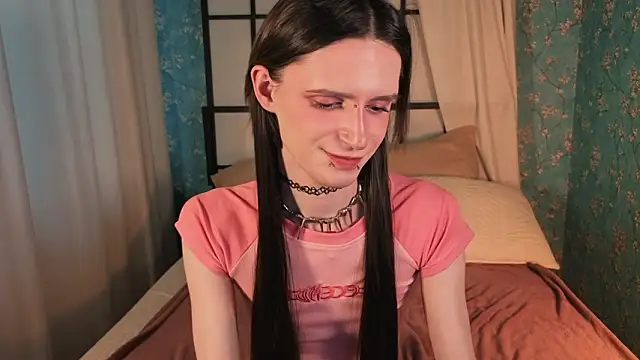 madi_snow's cam snapshot