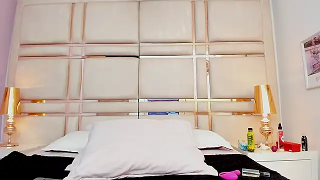 SalomeSaez live sex cam