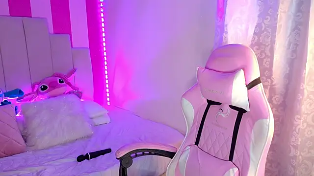 AliiceBrown_'s cam snapshot