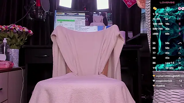 Raissa_sky26's cam snapshot