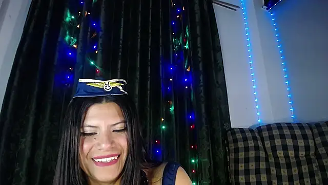 LuzAngie's cam snapshot