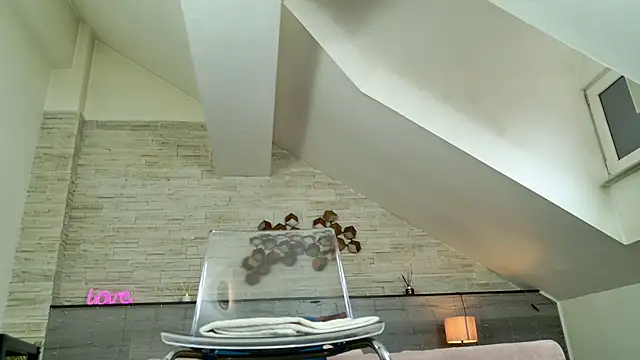 hornyb33_'s cam snapshot