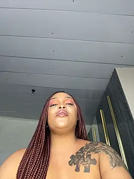 Iam-Sharifa's cam snapshot