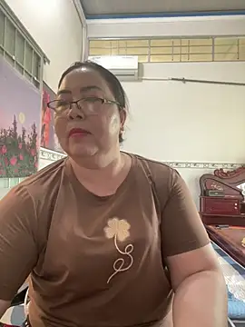 Alinat_'s cam snapshot