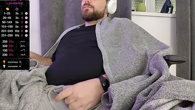 KingMarti's cam snapshot