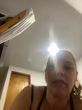 karlamistress's cam snapshot