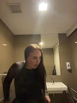 KiraSunshine live sex cam