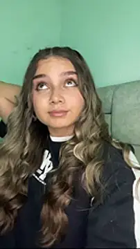 AnnyLopezzz_'s cam snapshot