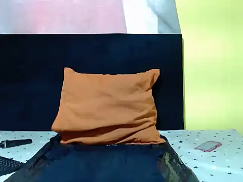 JinglynJuicy22's cam snapshot