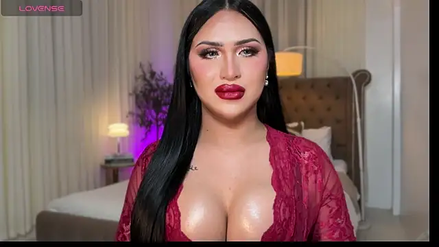 Your_Majesty_Tyra live sex cam