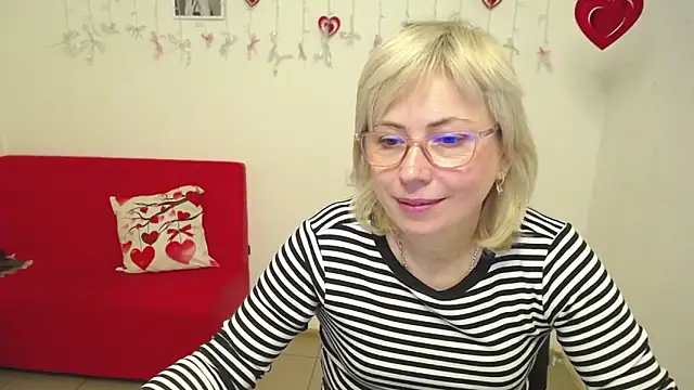 LaurenWishy's cam snapshot