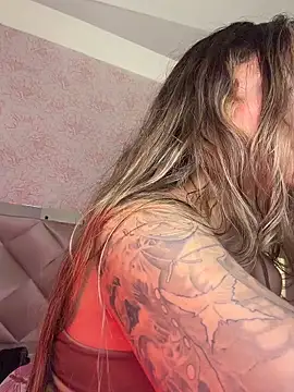 Arianavillada's cam snapshot