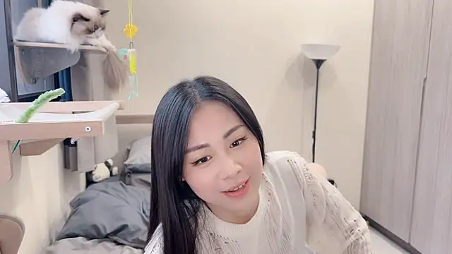 BabyOneDaily's cam snapshot