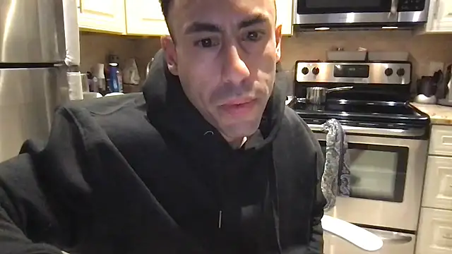 BigGuyMuscle's cam snapshot