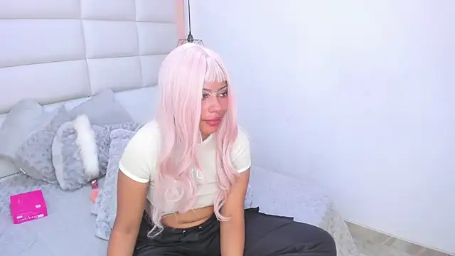 Sofia_clk's cam snapshot