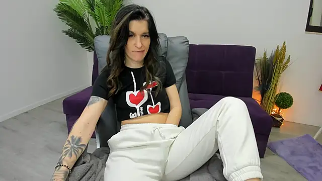 Arya_Anna's cam snapshot