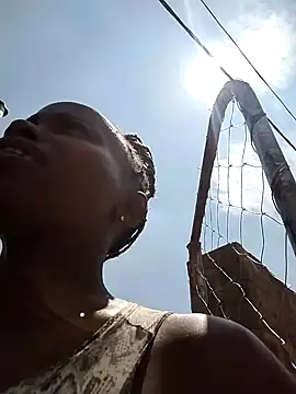 QUEENZAZA's cam snapshot