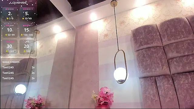 miaa_quinn's cam snapshot