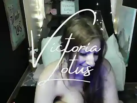 victorialotus's cam snapshot