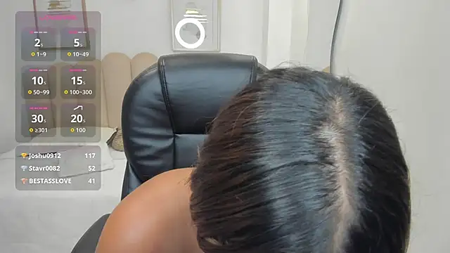 Karliie_kloss_'s cam snapshot