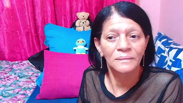 SLUTTYROXY's cam snapshot