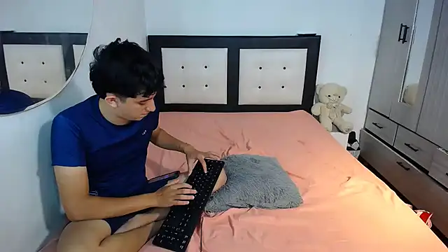 Dravith_Valery live sex cam