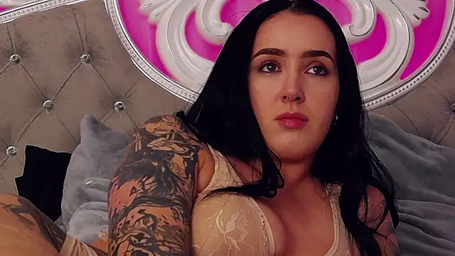 KimKhallifa's cam snapshot