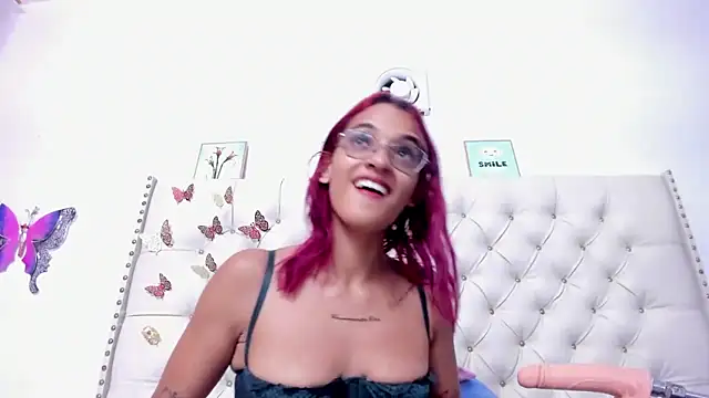 cris_dulce's cam snapshot